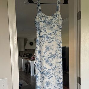 Chic Blue Floral Midi Dress
